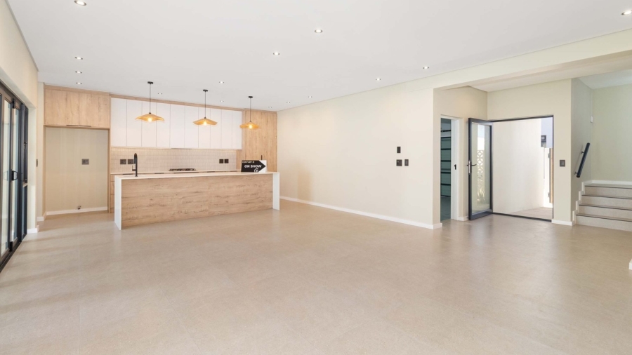 4 Bedroom Property for Sale in Sandown Western Cape